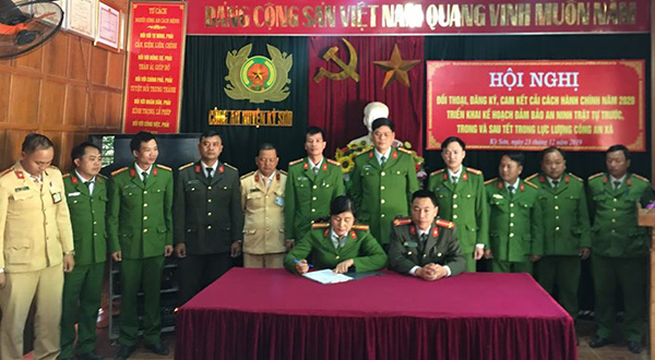 Tổ chức Hội nghị đối thoại, đăng ký cải cách hành chính năm 2020