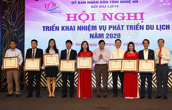 Nghệ An phấn đấu thu hút trên 5,1 triệu lượt khách du lịch lưu trú năm 2020