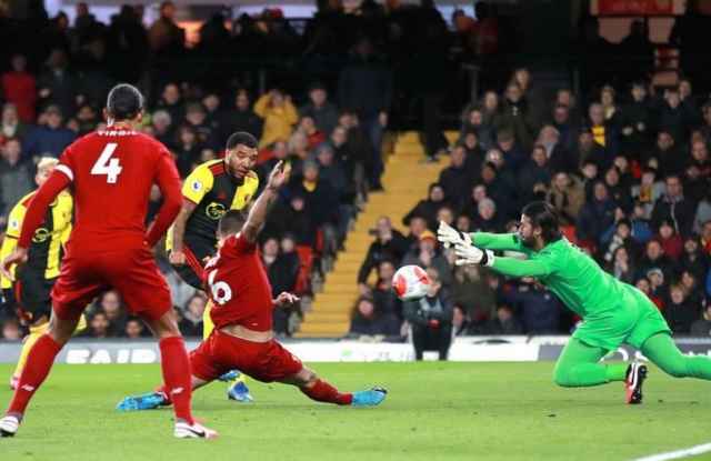 Ơn trời, cuối cùng Liverpool cũng thua...