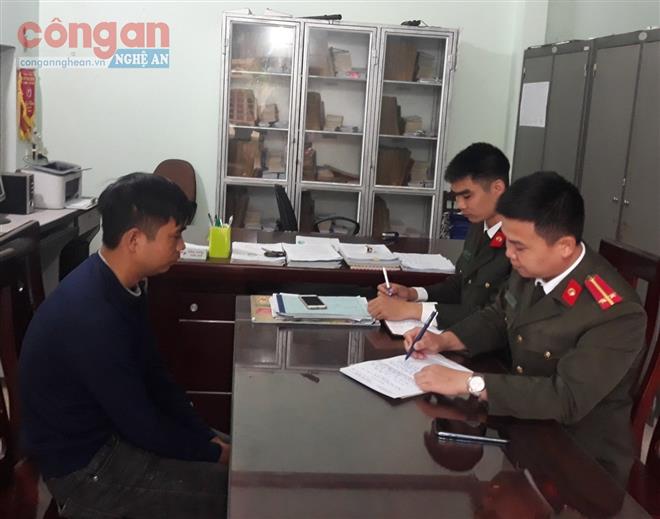 Triệu tập đối tượng đăng tin thất thiệt về dịch Covid-19 tại Thanh Chương