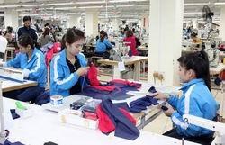 Người lao động đang đóng BHTN là người lao động có tháng liền kề trước thời điểm chấm dứt hợp đồng lao động hoặc hợp đồng làm việc đã đóng BHTN và được tổ chức BHXH xác nhận