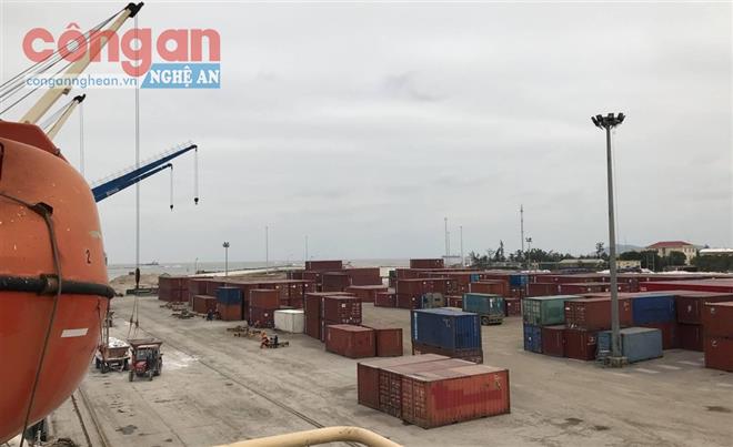 Thúc đẩy tăng trưởng lĩnh vực thương mại, xuất nhập khẩu