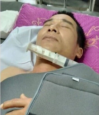 Làm đứt dây cáp mạng, tài xế bị chủ nhà chém phải nhập viện