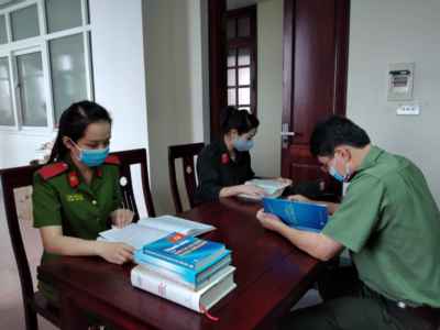Đoàn Thanh niên Công an tỉnh: Hưởng ứng Ngày sách Việt Nam lần thứ 7