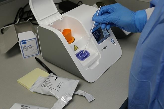 Virus Corona bị tiêu diệt dưới ánh nắng chỉ trong vài phút?