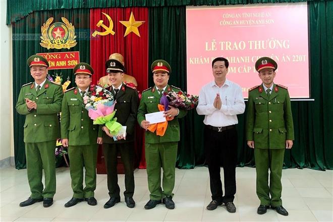 Xây dựng hình ảnh đẹp về người cán bộ Công an vì nhân dân phục vụ