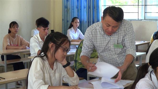 Chính thức giảm môn thi tuyển sinh vào lớp 10
