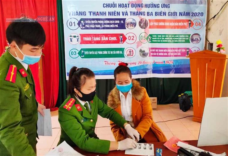 Đáp ứng nhu cầu, nguyện vọng chính đáng của nhân dân