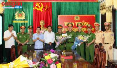 Trao thưởng thành tích khám phá thành công các chuyên án ma tuý