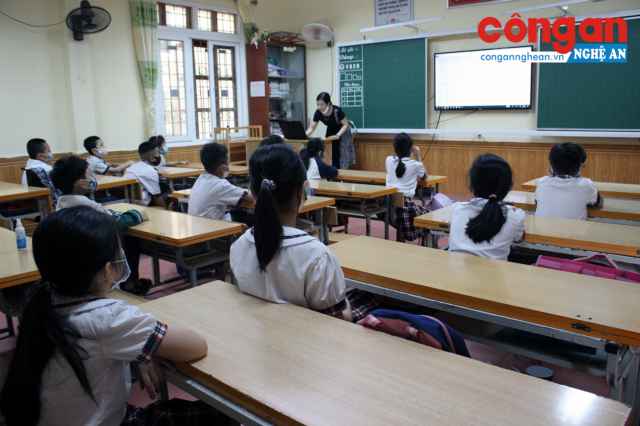 Nghệ An: Điều chỉnh kế hoạch dạy học do nắng nóng