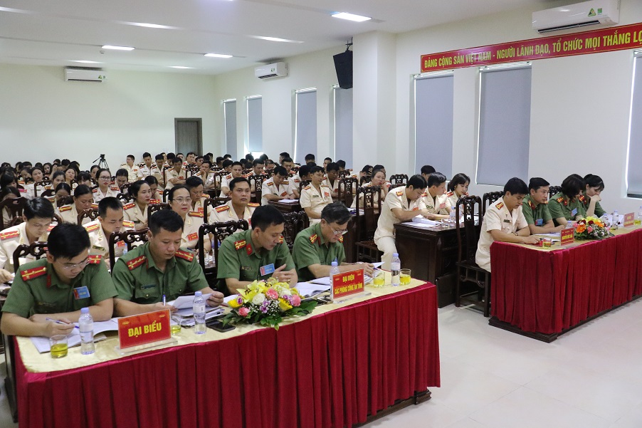 Các đại biểu tham dự Đại hội