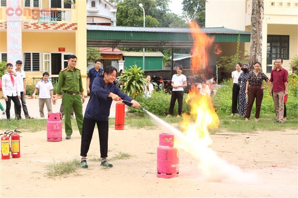Đẩy mạnh công tác tuyên truyền về phòng cháy, chữa cháy