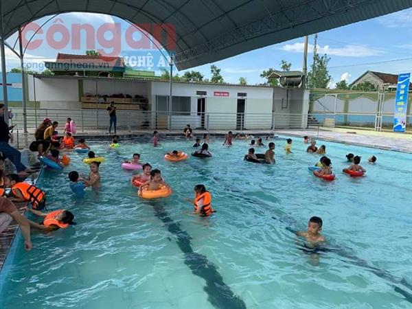 Phát động toàn dân tập luyện môn bơi, phòng, chống đuối nước khu vực miền núi