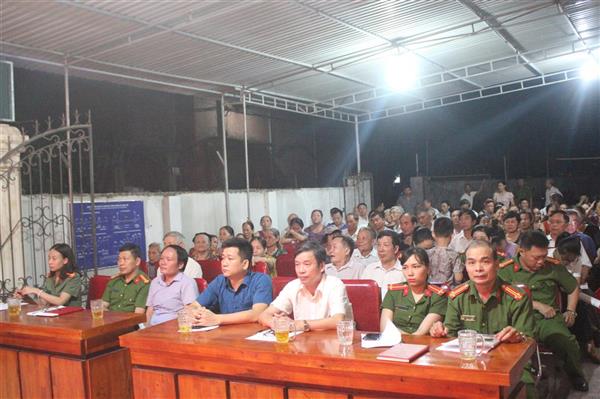 Hội nghị 'Công an lắng nghe ý kiến nhân dân'
