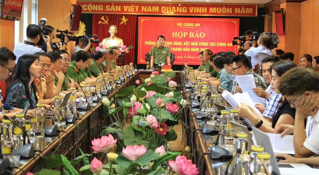 Bộ Công an họp báo thông báo tình hình, kết quả công tác Công an 6 tháng đầu năm 2020