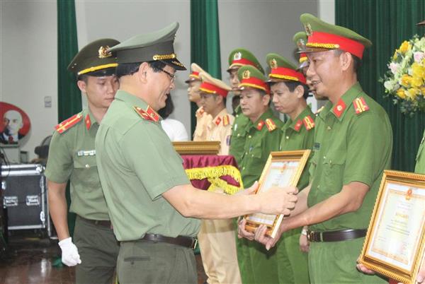 Công an Nghệ An: Sơ kết công tác Công an 6 tháng đầu năm