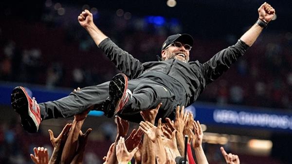 Liverpool vô địch Premier League sau 30 năm chờ đợi