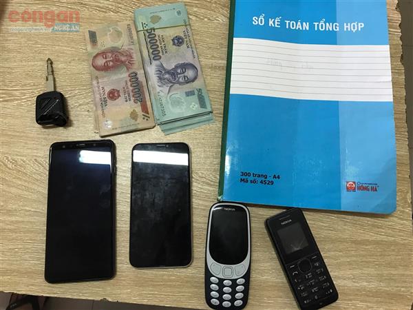 Triệt xóa 2 đường dây đánh bạc bằng hình thức ghi số lô, số đề
