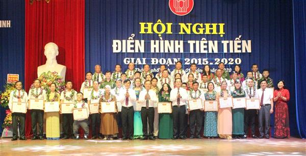 Hội nghị điển hình tiên tiến giai đoạn 2015 - 2020