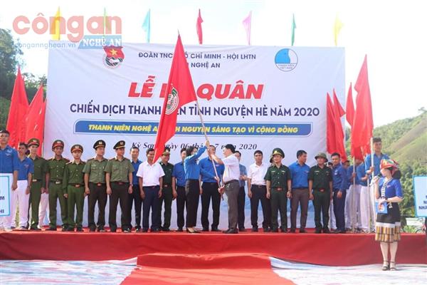 Nghệ An: Ra quân Chiến dịch Thanh niên tình nguyện hè 2020