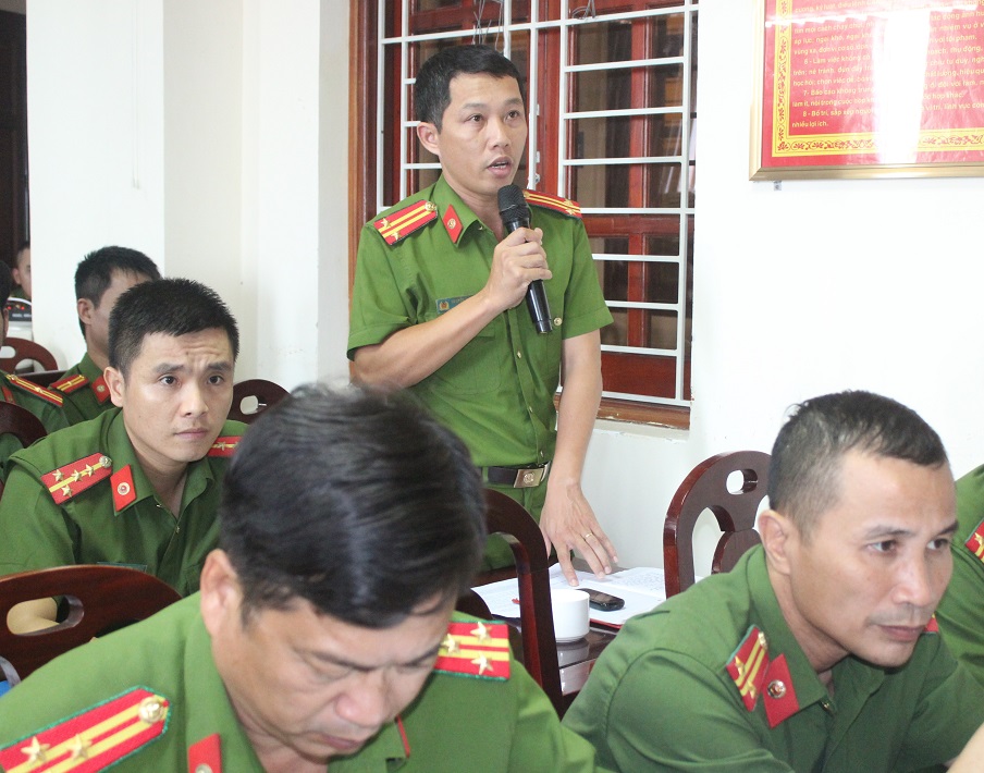 Hội nghị ghi nhận nhiều ý kiến, đóng góp của CBCS đơn vị về công tác CCHC