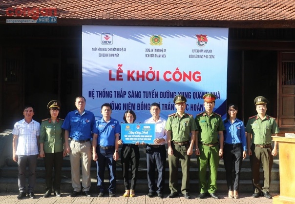 Sôi nổi chiến dịch tình nguyện hè trong Công an Nghệ An