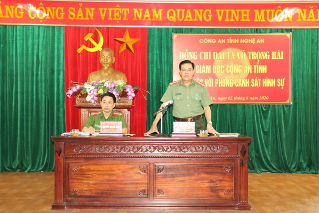 Đồng chí Giám đốc Công an tỉnh làm việc với Phòng cảnh sát Hình sự