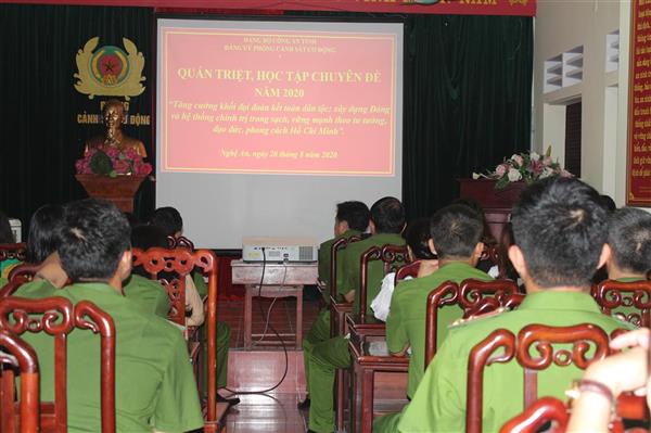 Phòng Cảnh sát Cơ động Công an Nghệ An: Tổ chức sinh hoạt chuyên đề năm 2020