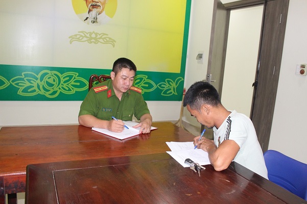 Bắt xe vận chuyển 1,1 tấn da động vật không rõ nguồn gốc xuất xứ