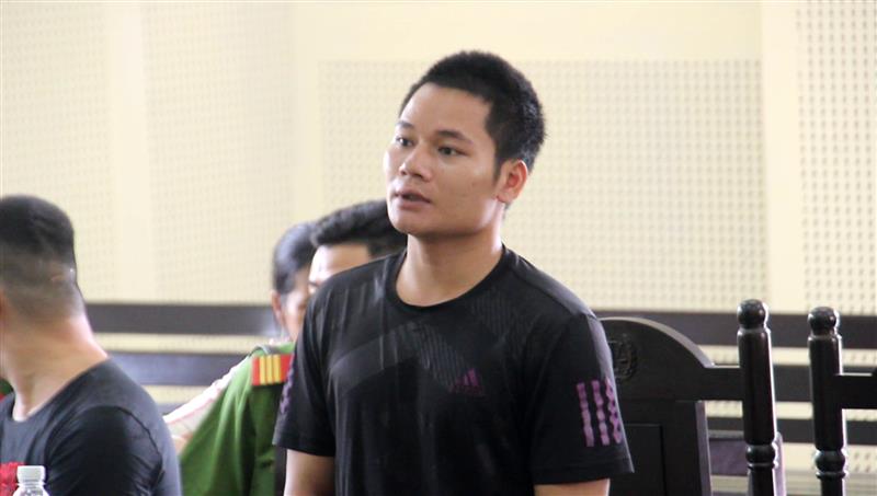 Lĩnh án tù vì nghe mẹ đẻ bán người qua Trung Quốc