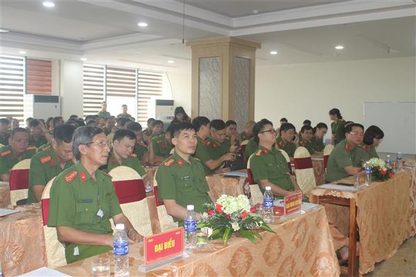 Tập huấn nghiệp vụ về PCCC&CNCH cho Công an các tỉnh