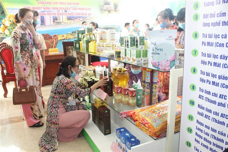 Xây dựng kế hoạch phát triển kinh tế - xã hội năm 2021