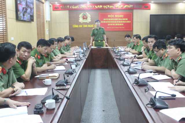 Công an tỉnh: Hội nghị trực tuyến triển khai công tác ứng phó với bão số 7