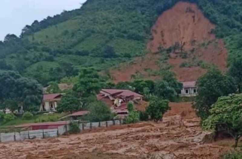 Hiện trường tìm kiếm cứu nạn 22 cán bộ, chiến sỹ bị vùi lấp ở Quảng Trị
