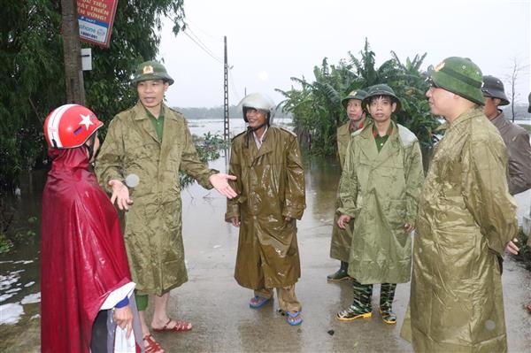 Công an Nghệ An: Tăng cường lực lượng giúp dân phòng chống lũ lụt