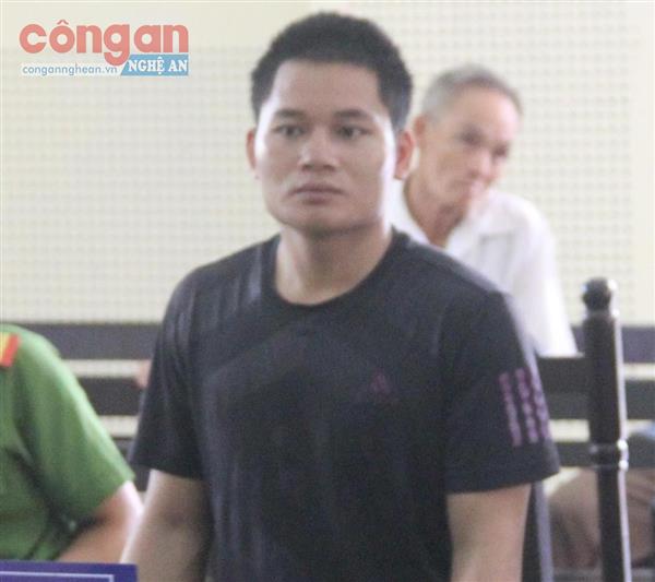Nghe lời mẹ đẻ bán người qua Trung Quốc, người đàn ông lĩnh án tù