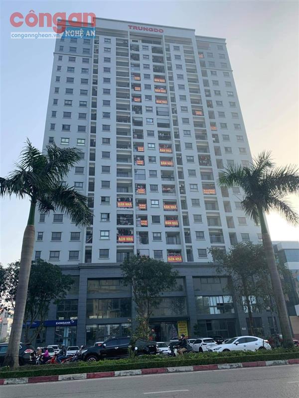 Vì sao hàng loạt cư dân Chung cư CT21 Trung Đô Tower đồng loạt treo biển 'bán nhà'?