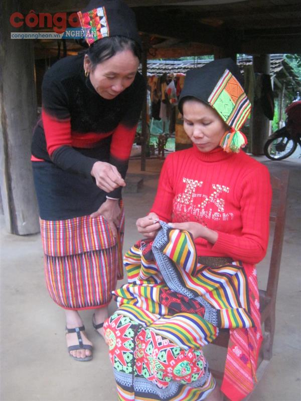 Đẩy mạnh kiểm kê di sản văn hóa phi vật thể
