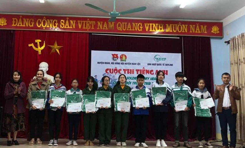 Tổ chức cuộc thi tiếng anh 'Chú bộ đội trong trái tim em'
