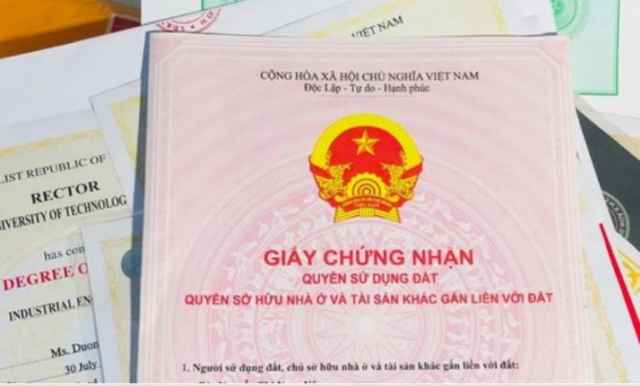 Gã đàn ông làm giả nhiều sổ đỏ, lừa đảo hàng tỷ đồng