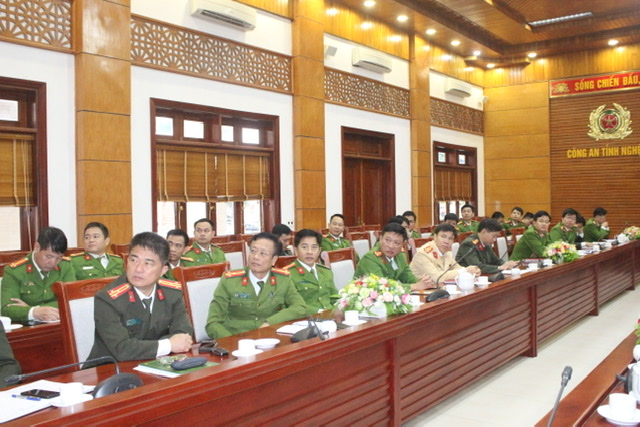 Các đại biểu tham dự hội nghị tại điểm cầu Nghệ An