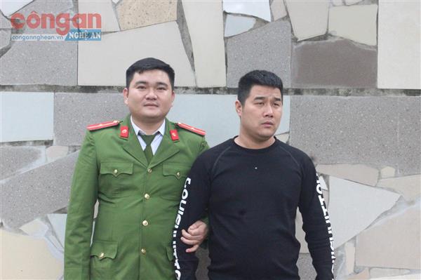 Truy bắt đối tượng lừa bán điện thoại giá rẻ, 'ẵm' hàng trăm triệu đồng