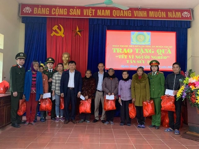 Công an huyện Tân Kỳ: Ấm áp 