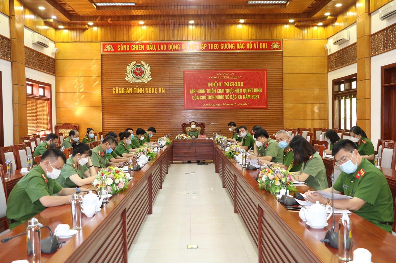 Tại điểm cầu Công an Nghệ An
