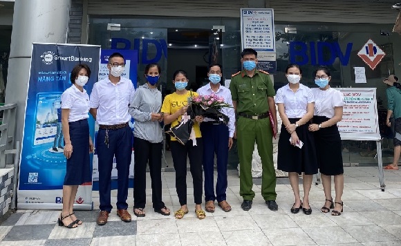 Công an xã phối hợp tìm lại tài sản cho người dân