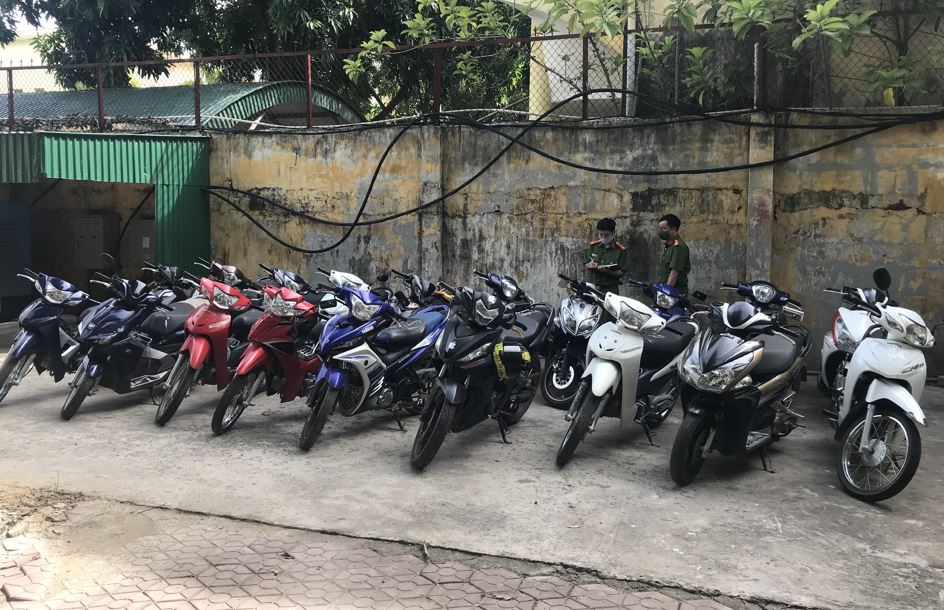 Hiện Công an thành phố Vinh đang tiếp tục xác minh chủ sở hữu để trao trả tài sản