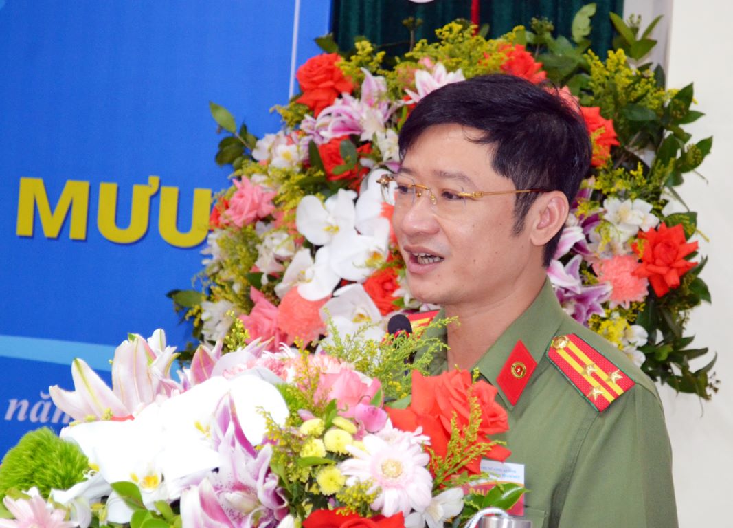 Thượng tá Trần Ngọc Tuấn, Bí thư Đảng ủy, Trưởng phòng Tham mưu phát biểu chỉ đạo Đại hội