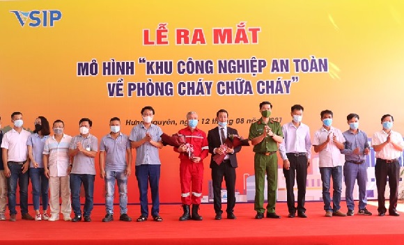 Ra mắt mô hình 'Khu công nghiệp an toàn về phòng cháy chữa cháy'