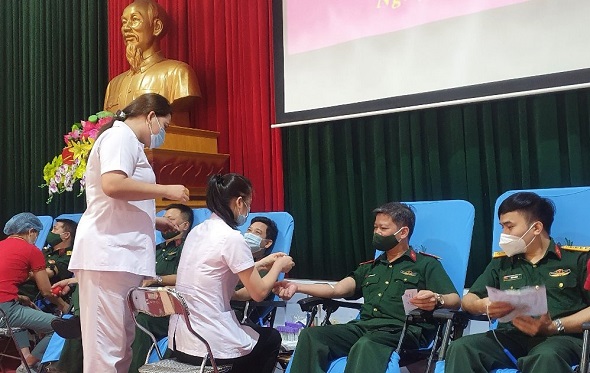 Phát động hiến máu tình nguyện: 'Hiến máu an toàn - không ngại Covid'