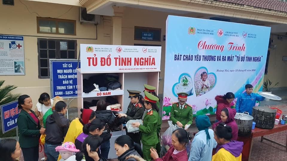 Phụ nữ Công an Nghệ An trong hoạt động bát cháo nghĩa tình cho bệnh nhân nghèo